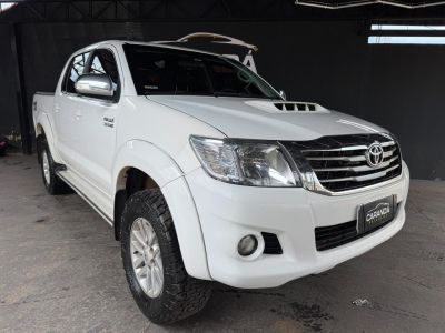 TOYOTA Hilux SRV D4-D 3.0TDi 16v 4X4 C.D. 2014