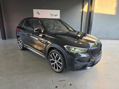BMW X1 sDrive20i 2.0T 16v 2022 - miniatura 4