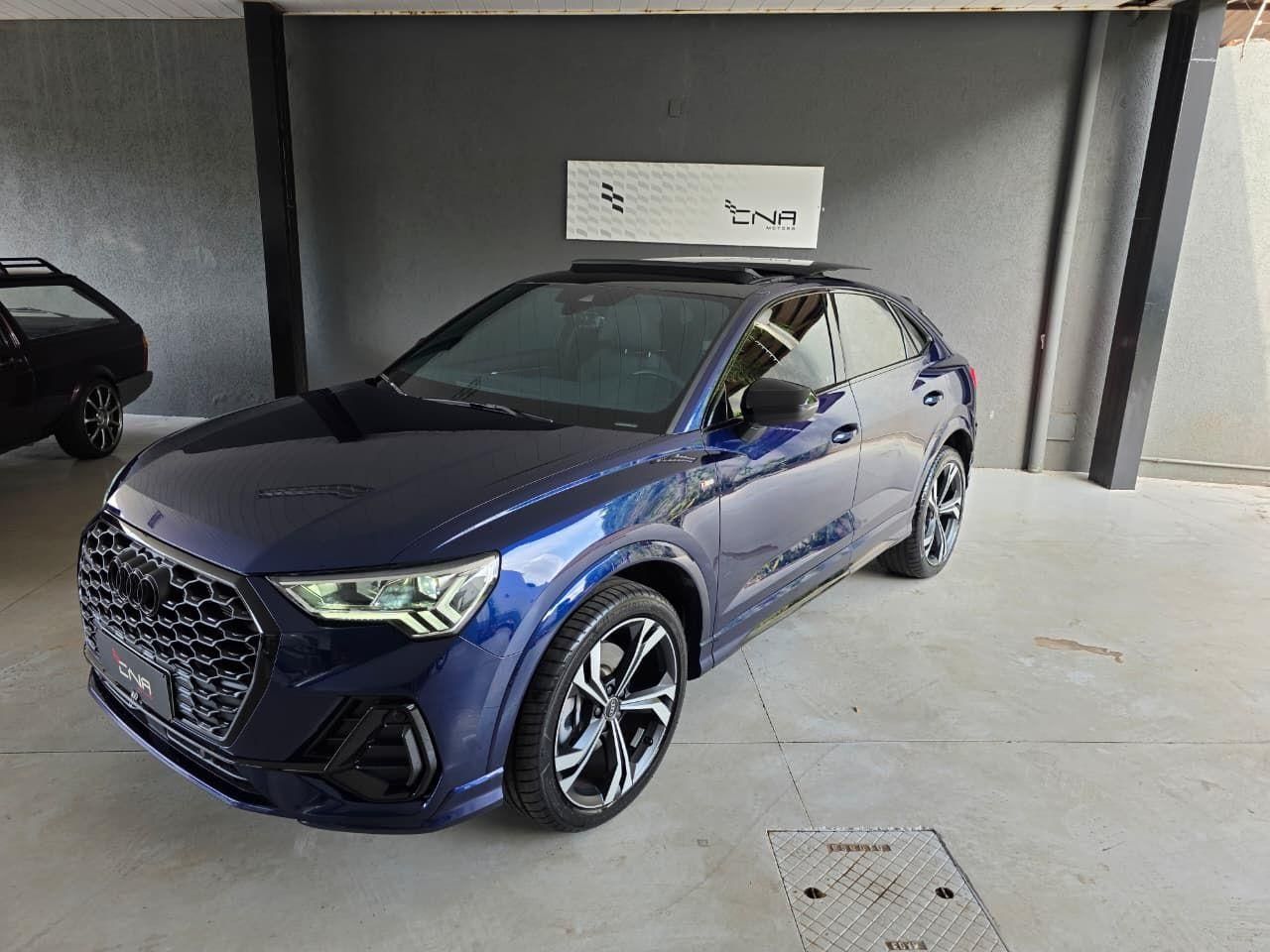 Vista principal de AUDI Q3 Sportback Performance 2.0 TFSi 16v Quattro 2024