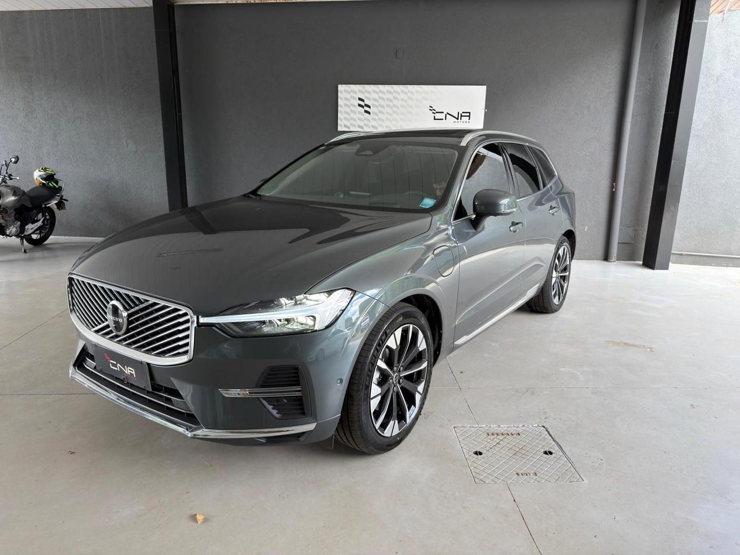 Vista principal de VOLVO XC60 T-8 Polestar 2.0T 16v AWD 2026