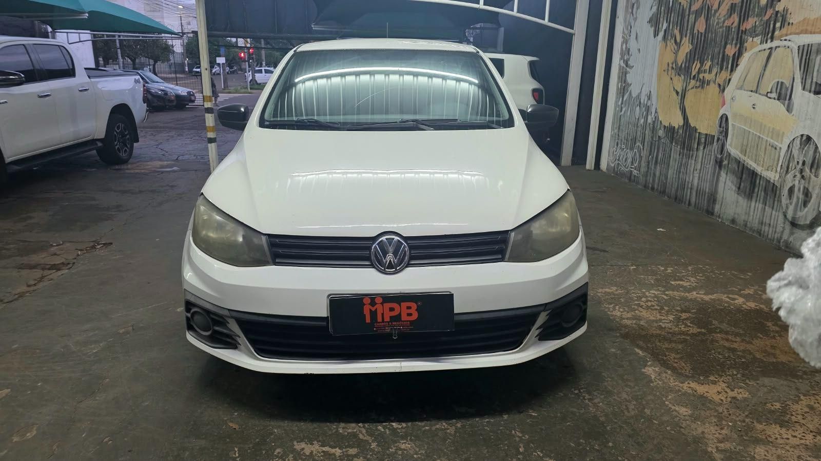 Vista principal de VOLKSWAGEN Gol Trendline 1.0 4p. 2017