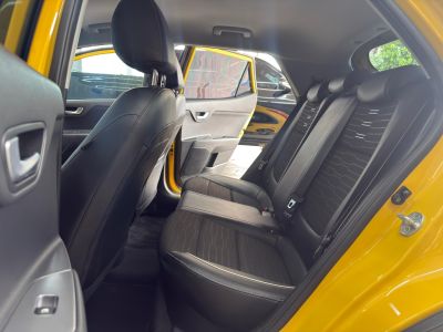 KIA Stonic SX 1.0T 12v 2022 - miniatura 11