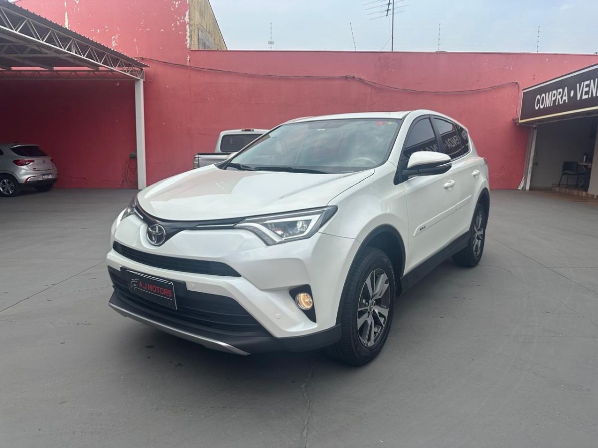 Vista principal de TOYOTA Rav4 2.0 16v 2018