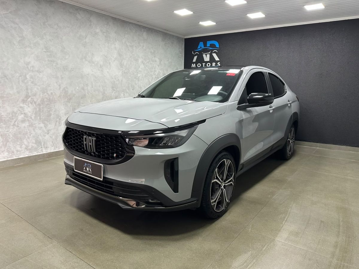 Vista principal de FIAT Fastback Impetus 1.0T 12v 2025