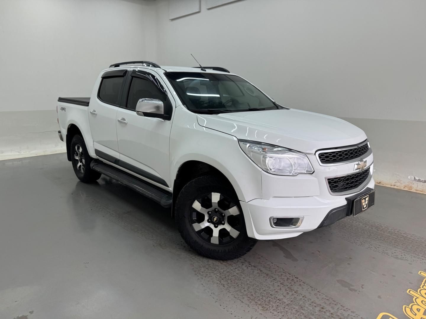 Vista principal de CHEVROLET S10 LTZ 2.8CTDi 16v 4x4 C.D. 2013