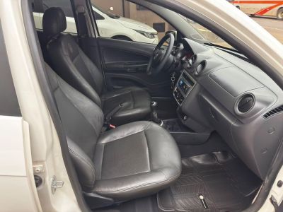 VOLKSWAGEN Voyage 1.0 2014 - miniatura 9
