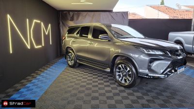 TOYOTA Hilux SW4 Diamond D4-D 2.8TDi 16v 4x4 2024 - miniatura 3