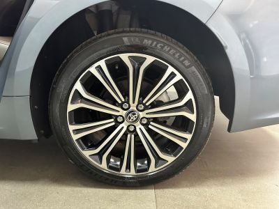 TOYOTA Corolla Altis Premium Hybrid 1.8 16v 2023 - miniatura 8