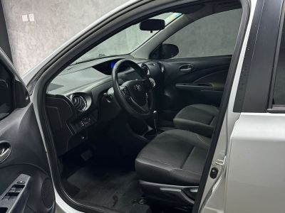 TOYOTA Etios X Plus 1.5 16v 2021 - miniatura 10