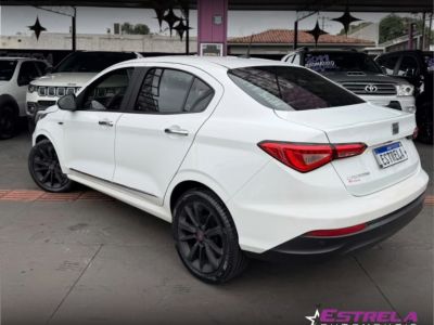 FIAT Cronos Precision 1.8 16v 2019 - miniatura 3