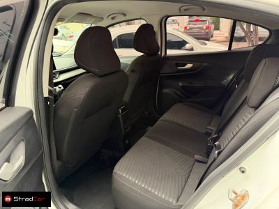 FIAT Fastback Audace 1.0T 12v 2023 - miniatura 8
