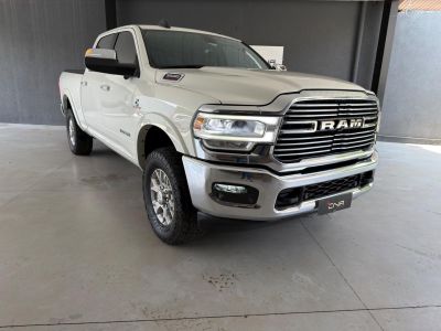 RAM 3500 Laramie 6.7TDi 24v 4X4 C.D. 2022 - miniatura 2