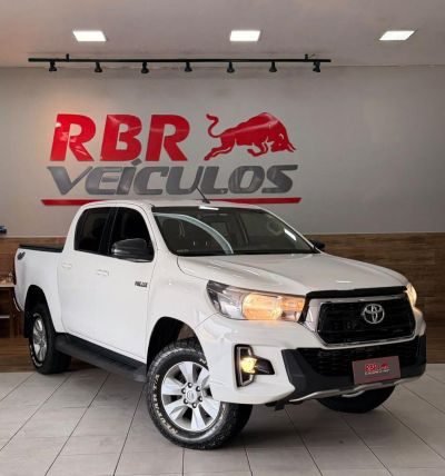 TOYOTA Hilux SR D4-D 2.8TDi 16v 4X4 C.D. 2019
