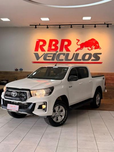 TOYOTA Hilux SR D4-D 2.8TDi 16v 4X4 C.D. 2019 - miniatura 3