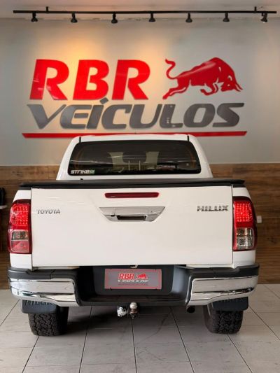 TOYOTA Hilux SR D4-D 2.8TDi 16v 4X4 C.D. 2019 - miniatura 6