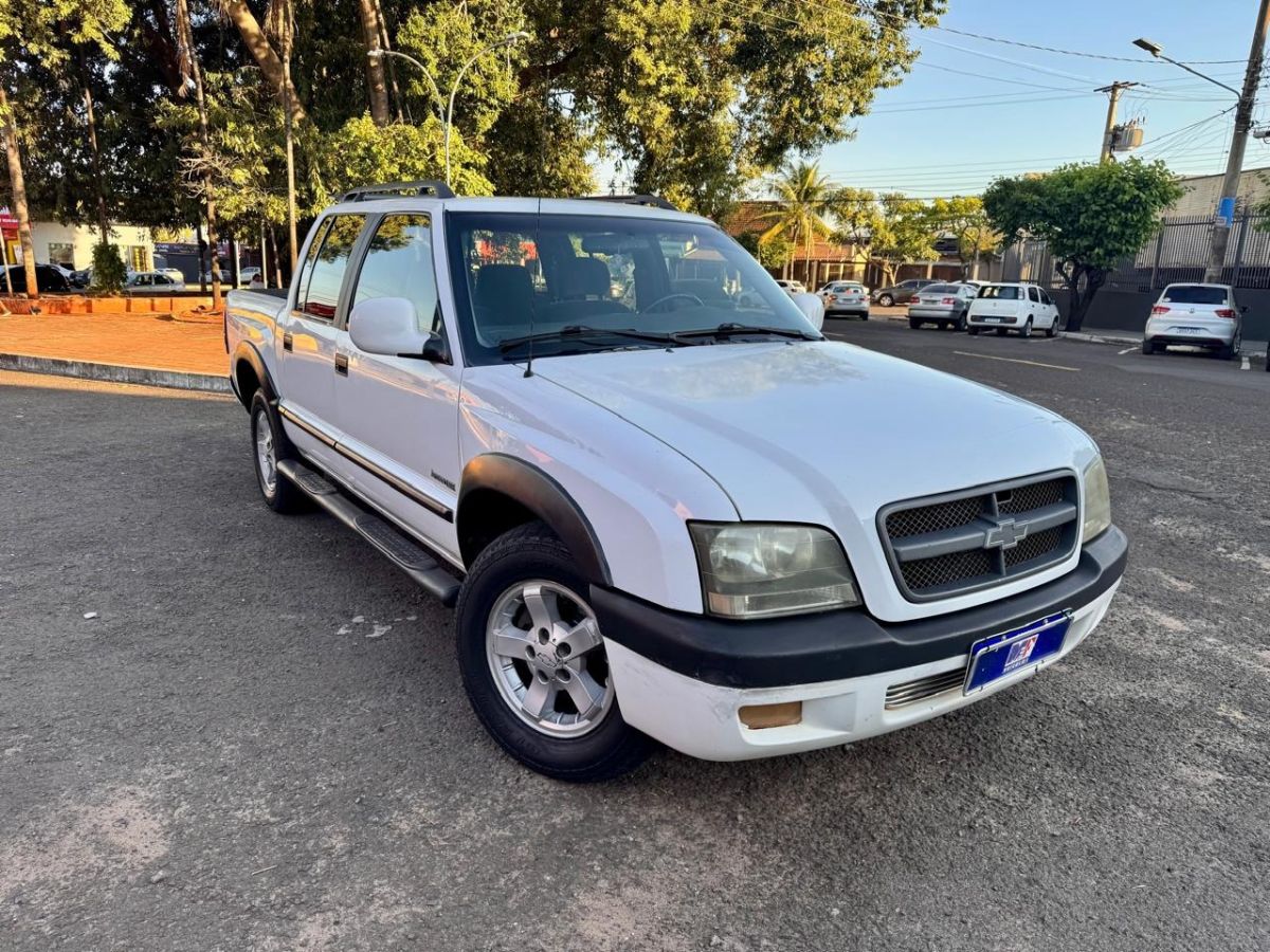 Vista principal de CHEVROLET S10 Advantage 2.4 C.D. 2007