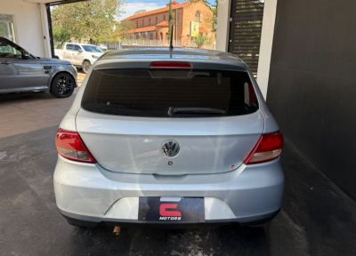 VOLKSWAGEN Gol 1.0 12v 4p. 2010 - miniatura 5