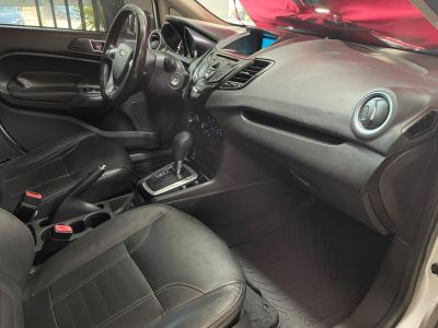 FORD Fiesta Hatch Titanium 1.6 16v PowerShift 2014 - miniatura 9