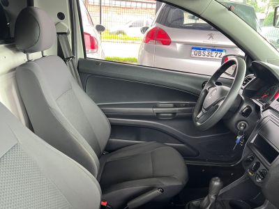 VOLKSWAGEN Saveiro Robust 1.6 C.S. 2023 - miniatura 4