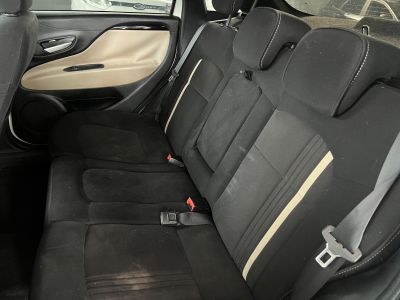 FIAT Linea Essence 1.8 16v Dualogic 2015 - miniatura 11