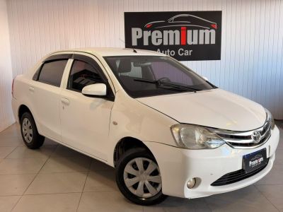 TOYOTA Etios Sedan X 1.5 16v 2015