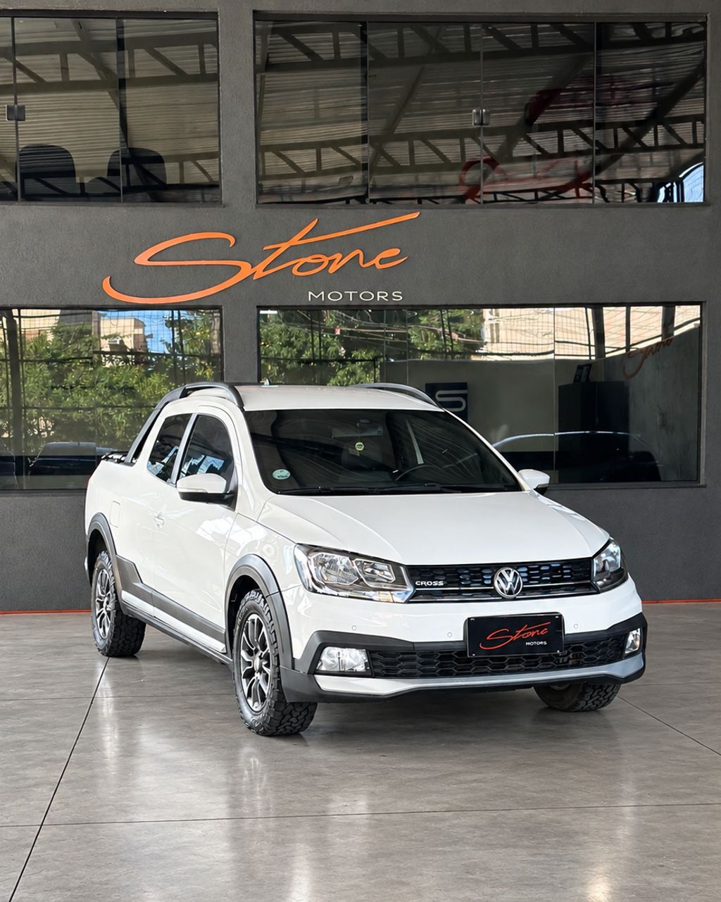 Vista principal de VOLKSWAGEN Saveiro Cross 1.6 16v C.D. 2017