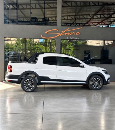 VOLKSWAGEN Saveiro Cross 1.6 16v C.D. 2017 - miniatura 3