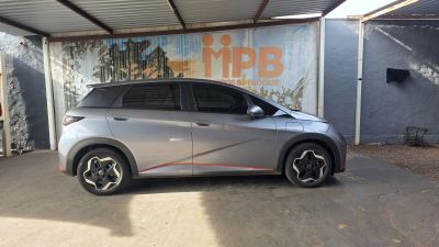 BYD Dolphin EV 2024 - miniatura 4
