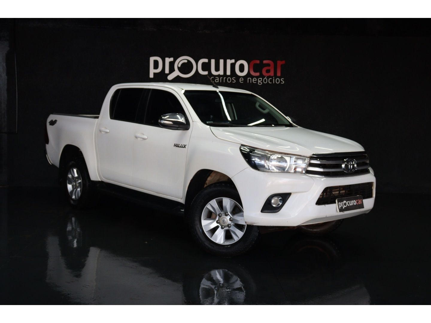 Vista principal de TOYOTA Hilux SRV D4-D 2.8TDi 16v 4X4 C.D. 2017
