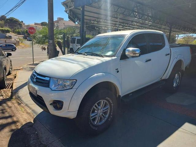 MITSUBISHI L200 Triton HPE 3.2TDi 16v 4X4 C.D. 2015 - miniatura 4