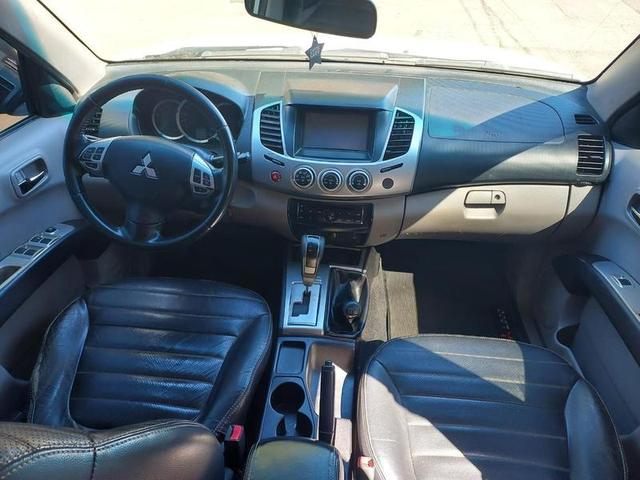 MITSUBISHI L200 Triton HPE 3.2TDi 16v 4X4 C.D. 2015 - miniatura 7