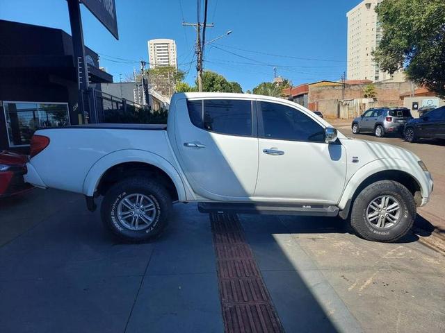 MITSUBISHI L200 Triton HPE 3.2TDi 16v 4X4 C.D. 2015 - miniatura 2