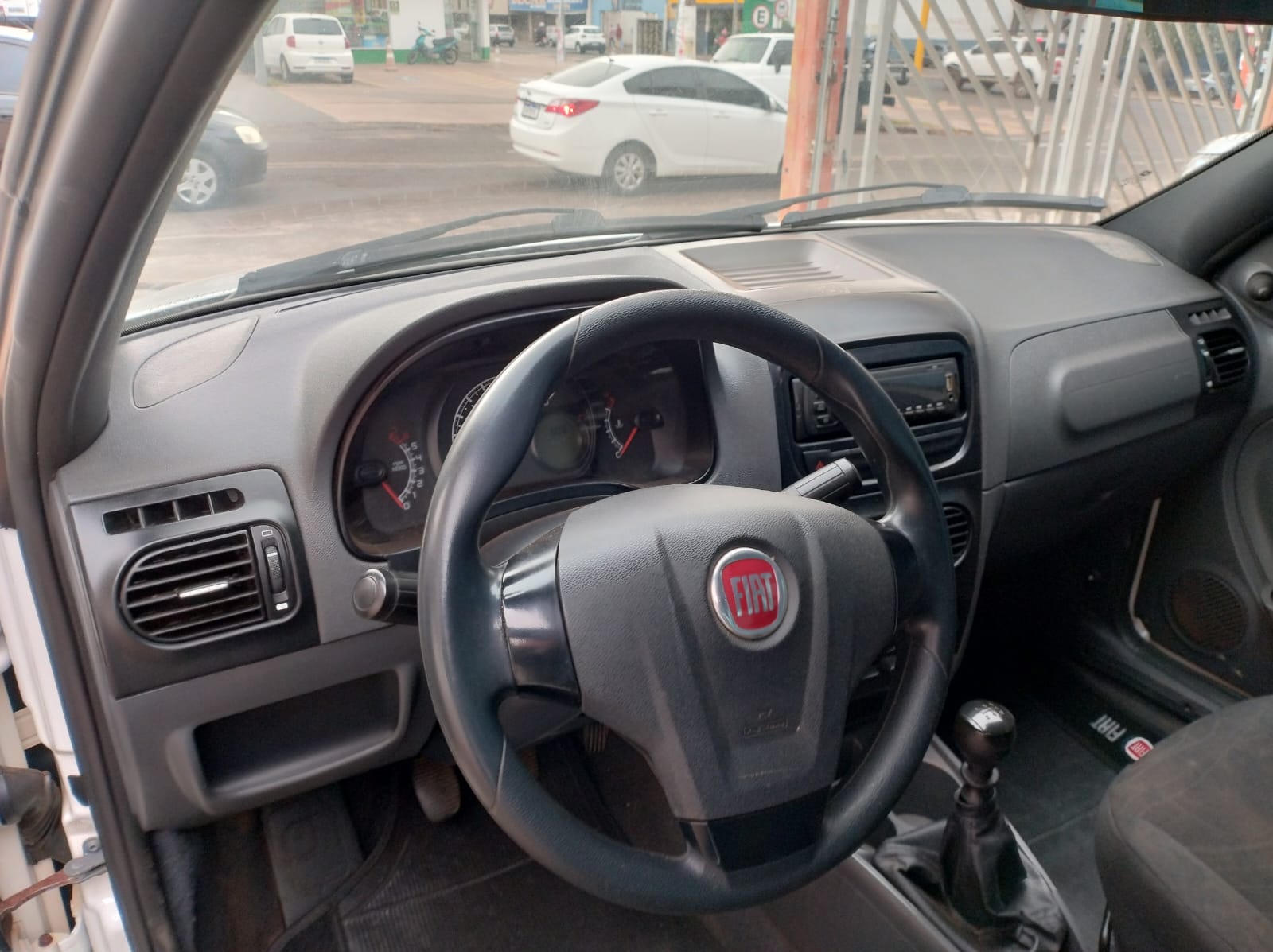 FIAT Strada Hard Working 1.4 C.E. 2019 - miniatura 9