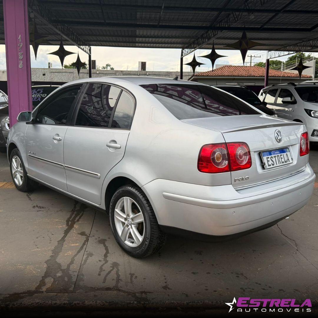 VOLKSWAGEN Polo Sedan Comfortline 1.6 2011 - miniatura 3