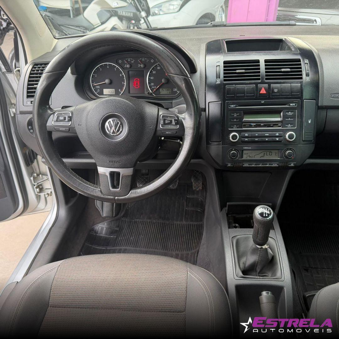 VOLKSWAGEN Polo Sedan Comfortline 1.6 2011 - miniatura 10