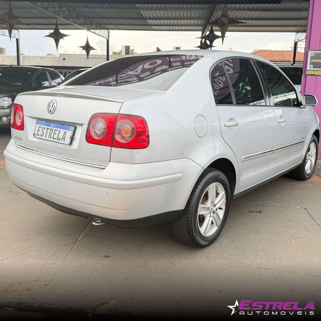 VOLKSWAGEN Polo Sedan Comfortline 1.6 2011 - miniatura 4