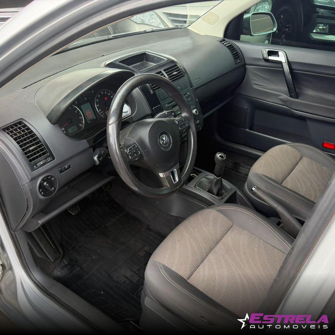 VOLKSWAGEN Polo Sedan Comfortline 1.6 2011 - miniatura 8