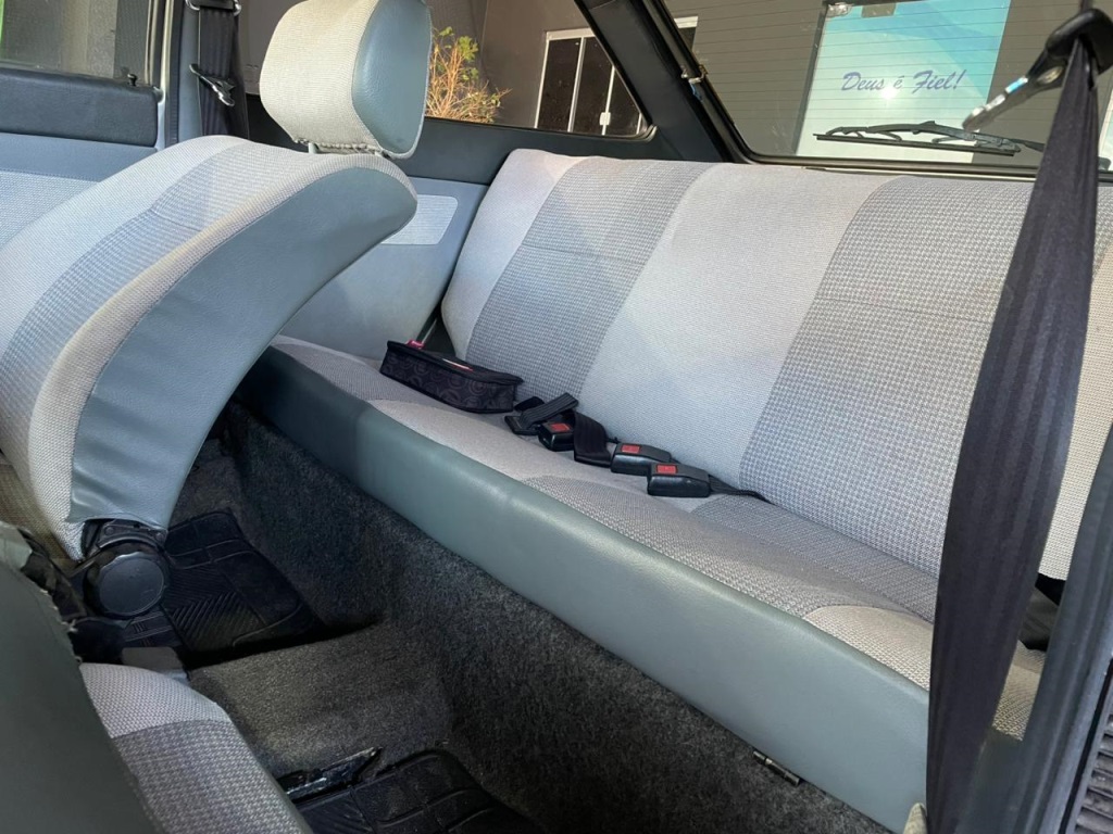 VOLKSWAGEN Gol CL 1.8i 2p. 1991 - miniatura 10