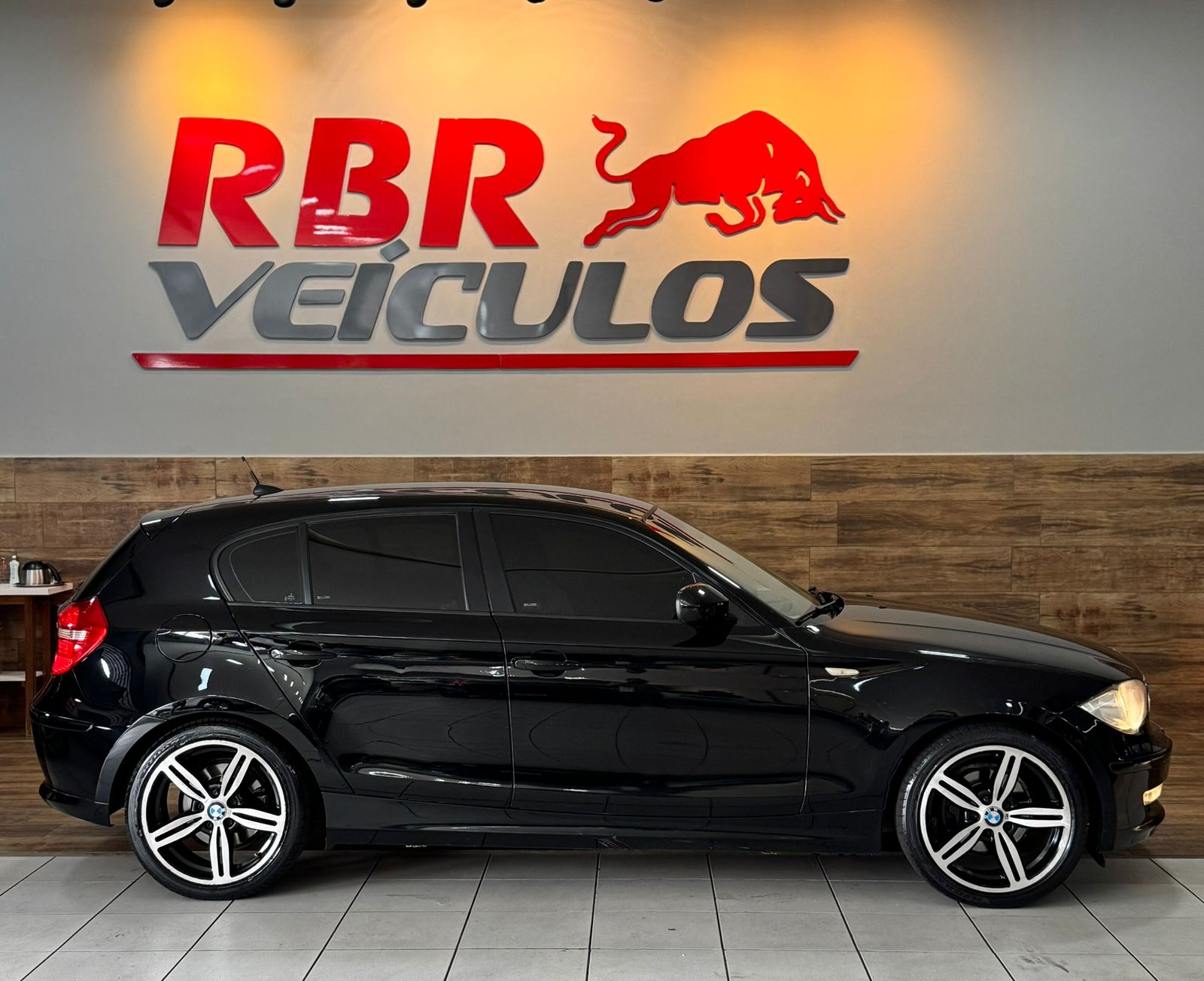 BMW 118i 2.0 16v 2011 - miniatura 4