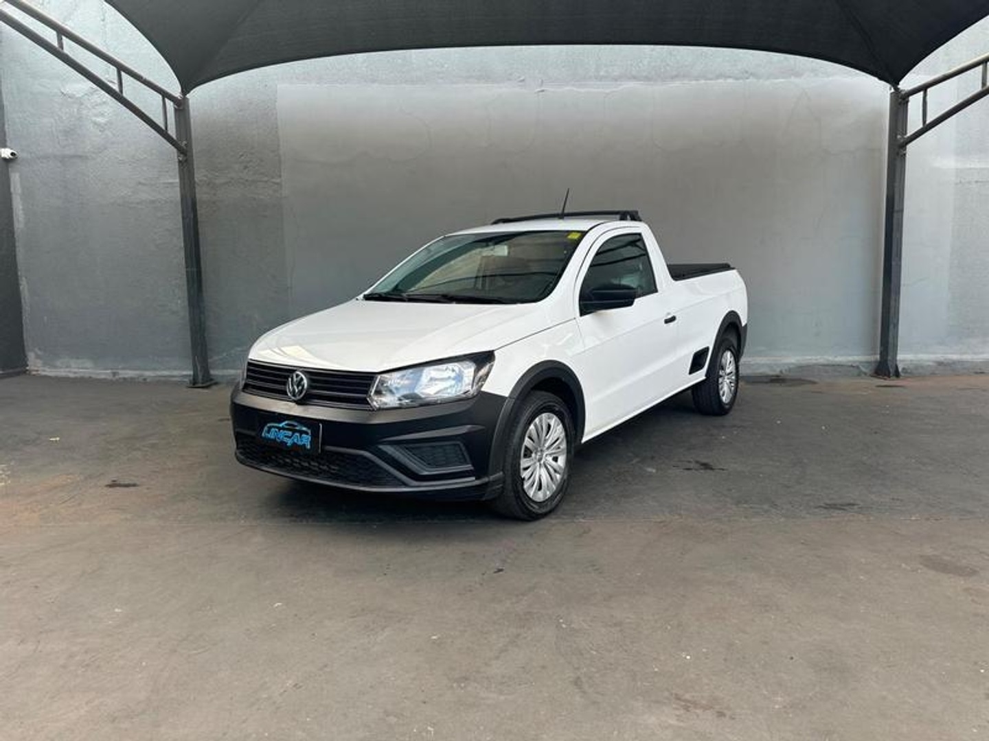 Vista principal de VOLKSWAGEN Saveiro Robust 1.6 C.S. 2023