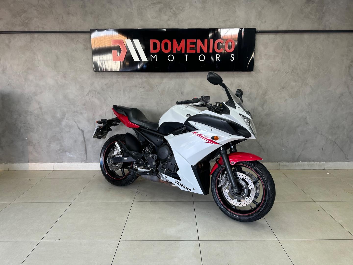 YAMAHA XJ 6 600 F 2012 - miniatura 2