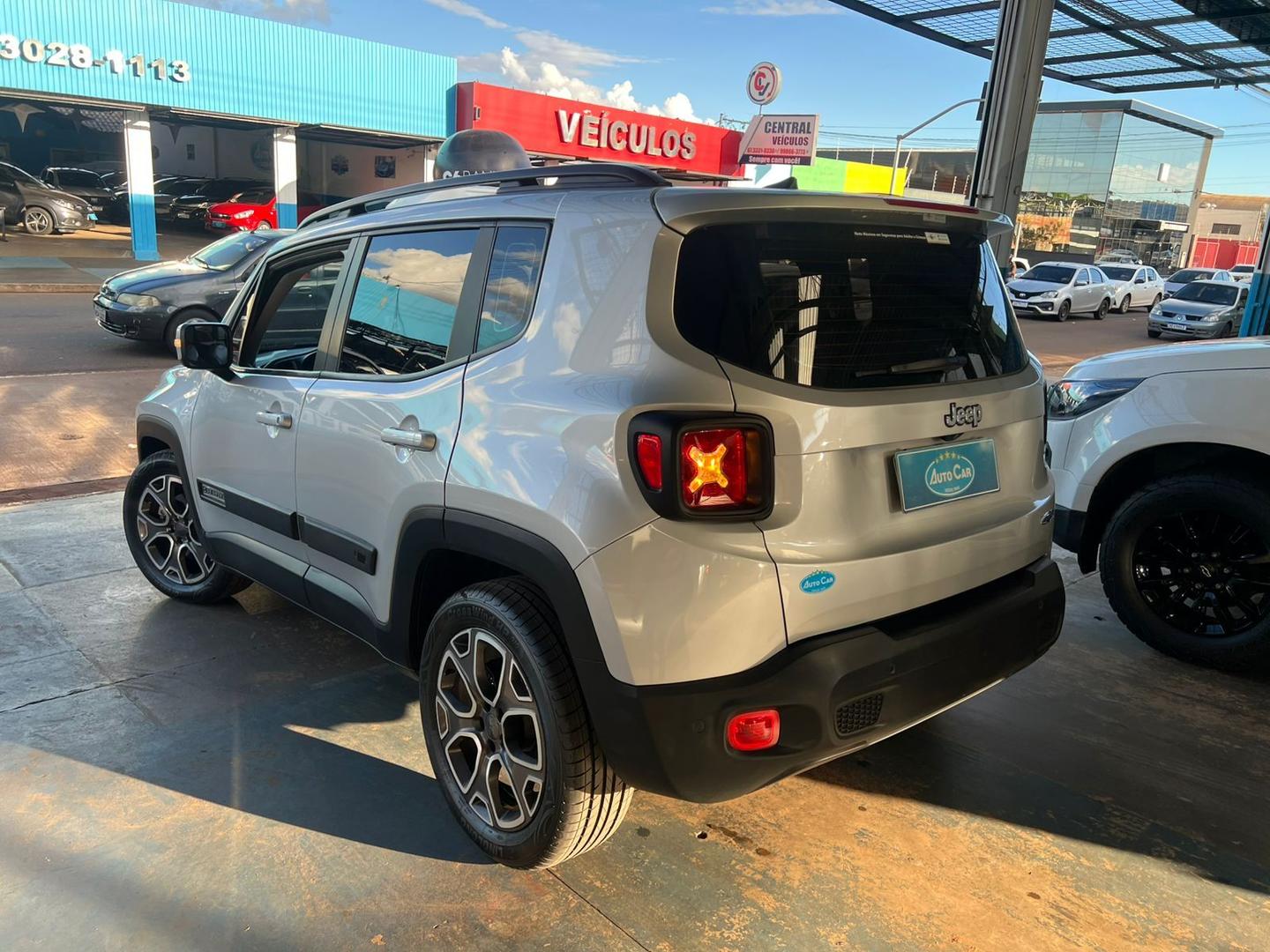 JEEP Renegade Longitude 1.8 16v 2018 - miniatura 3