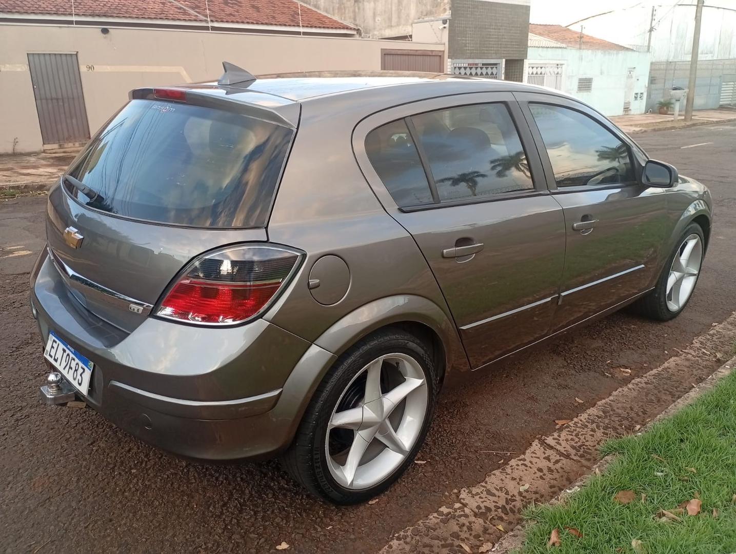 CHEVROLET Vectra Hatch GT 2.0 2010 - miniatura 4