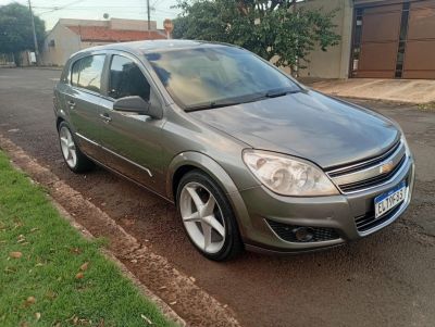 CHEVROLET Vectra Hatch GT 2.0 2010 - miniatura 2
