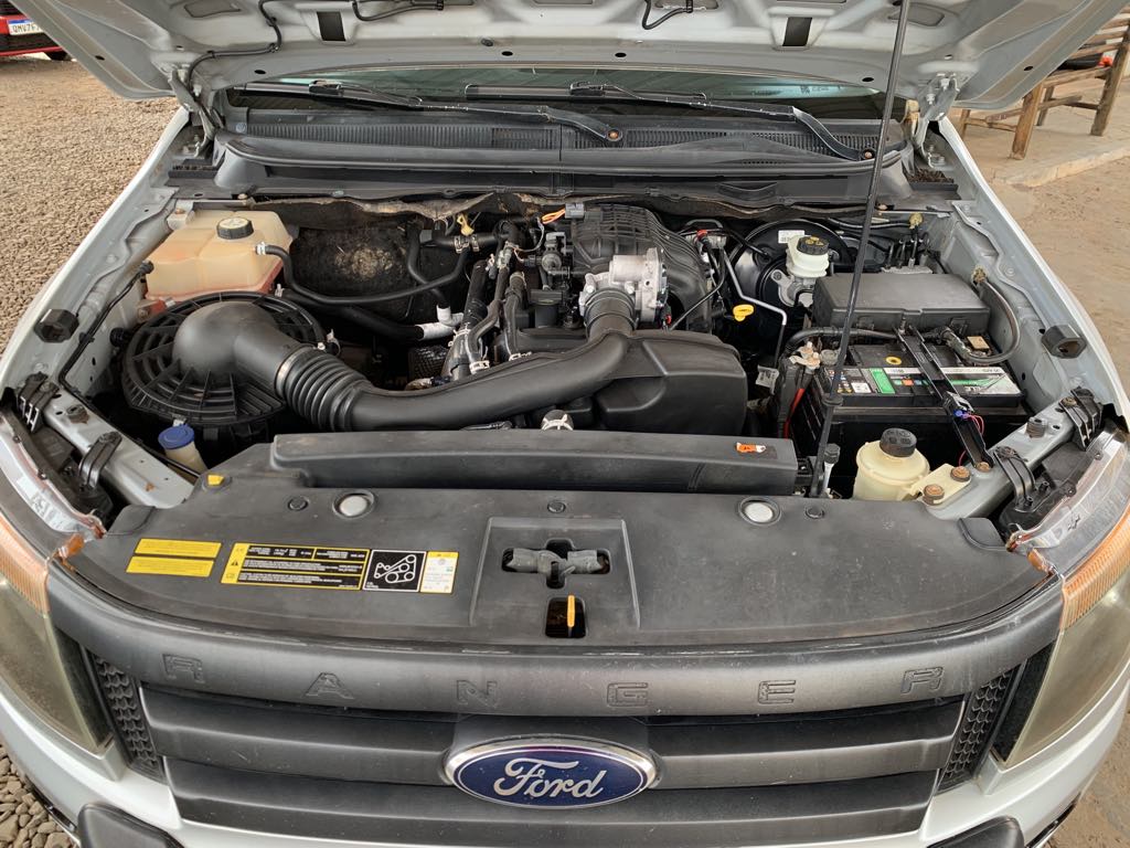 FORD Ranger XLS 2.5 16v C.D. 2013 - miniatura 10
