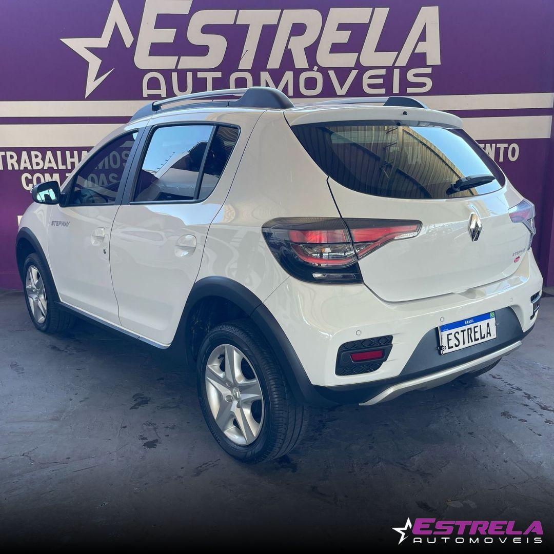 RENAULT Sandero Zen 1.6 16v 2023 - miniatura 4
