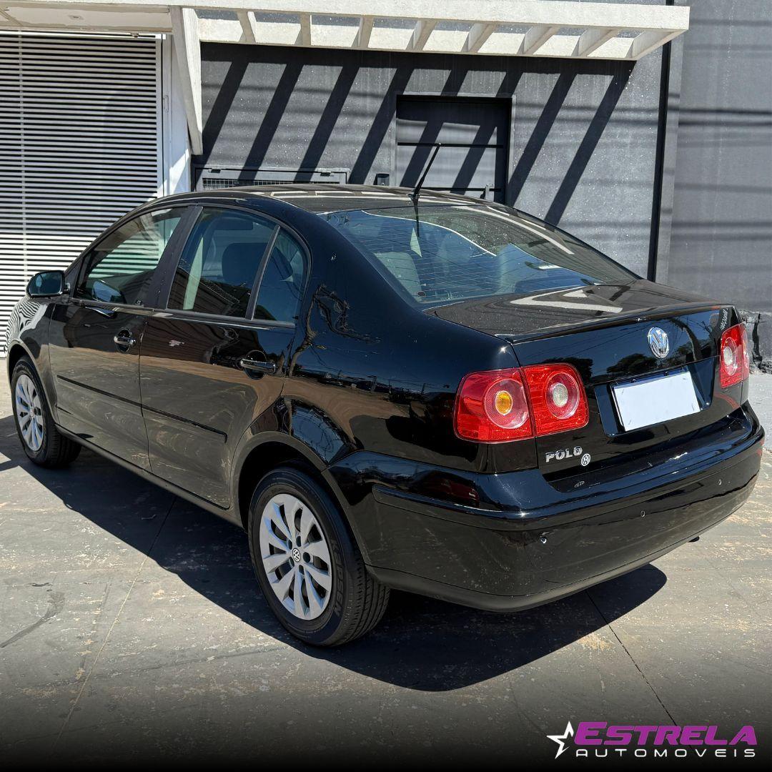 VOLKSWAGEN Polo Sedan 1.6 2012 - miniatura 3
