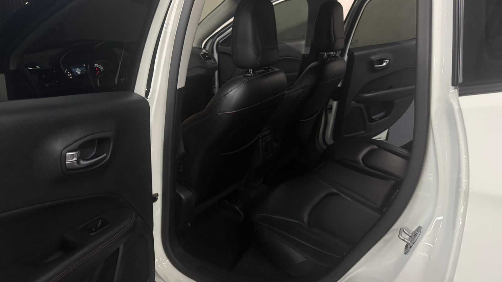 JEEP Compass Limited 2.0TDi 16v 4x4 2018 - miniatura 8