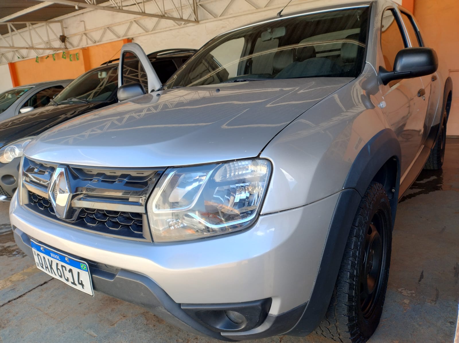 RENAULT Duster Oroch Expression 1.6 16v 2019 - miniatura 2