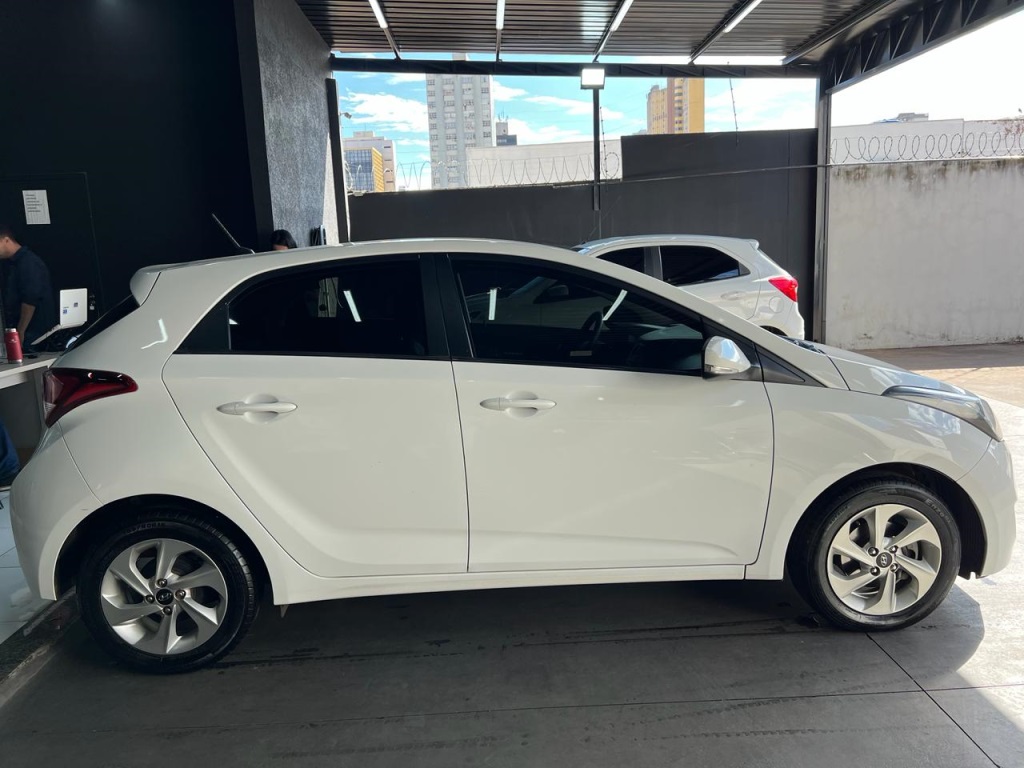 HYUNDAI HB20 Comfort Style 1.6 16v 2016 - miniatura 4